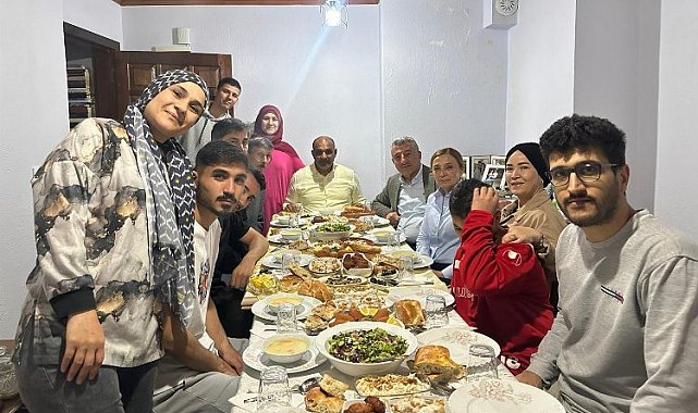 Günay Başkan, Turan Ailesi ile iftar yaptı