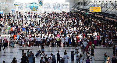 Havadan yolculuklarda rekor artış