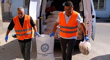 İhtiyaç sahiplerine çuvalla un