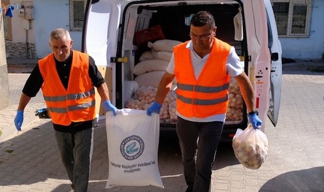 İhtiyaç sahiplerine çuvalla un