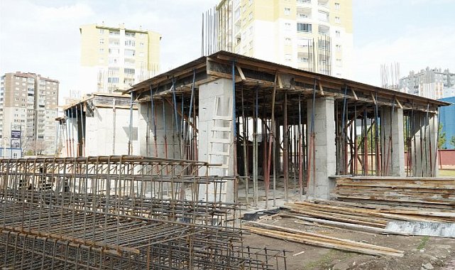İldem'in İkinci Akıl Küpü Kütüphanesi hızla yükseliyor