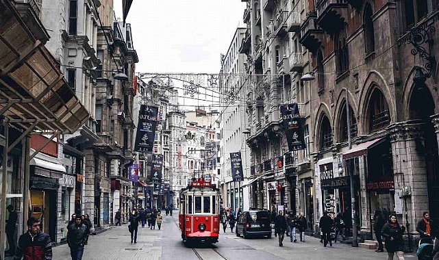 İstanbul'un gözde caddeleri kirada yarıştı