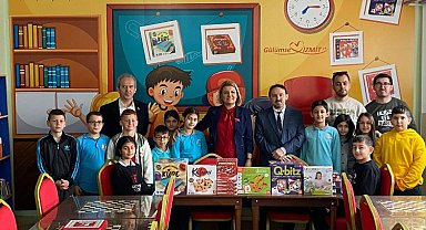 İzmit Tavşantepe İlkokulu'na akıl ve zeka oyunları sınıfı