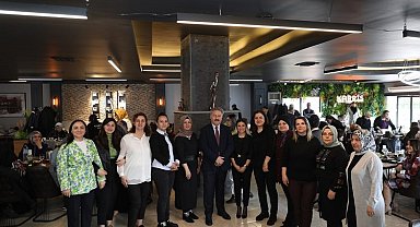 Kayseri Melikgazi'den kadın personele özel tebrik