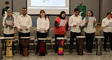 Kocaeli'de özel çocuklardan Yeşilay'a engelsiz nağmeler