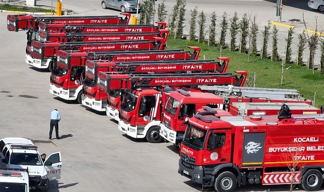 Kocaeli'de yeni araçlar İtfaiyenin gücüne güç katacak