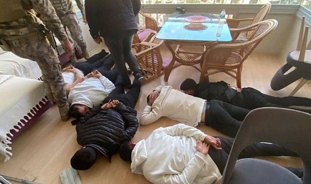 'Mahzen'de Süleler çökertildi!