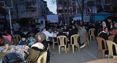 Manisa Gördeslilerden 2 bin kişilik iftar