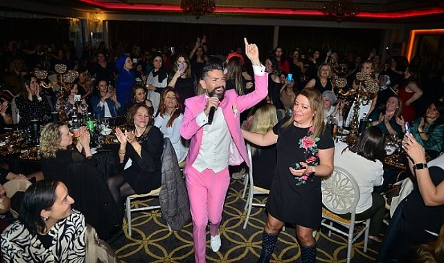 Mehmet Çevik'ten coşkulu konser