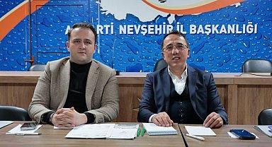 Mehmet Savran 2 maaşını Mehmetçik'e bağışladı