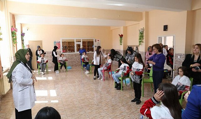 Ortaokul öğrencilerine hijyenin önemi anlatıldı