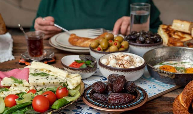 Ramazan'da tatlı ve pide tüketimi uyarısı