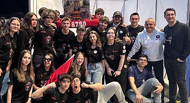 Robotlar performanslarıyla kazandırdı