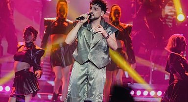 Sefo'dan konserinde yeni müjde