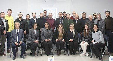 YDKBD Bursa Şubesi'nde Esra İnhanlı'ya güvenoyu