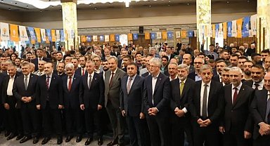 AK Parti yine salona sığmadı: "Milletin partisi olmaya devam edeceğiz"