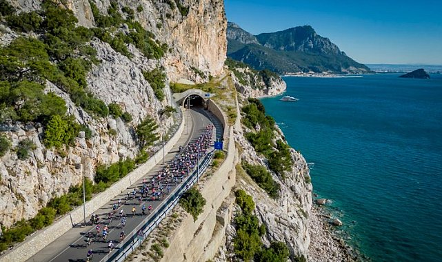 Akra Gran Fondo'da pedallar eşsiz manzarada dönecek