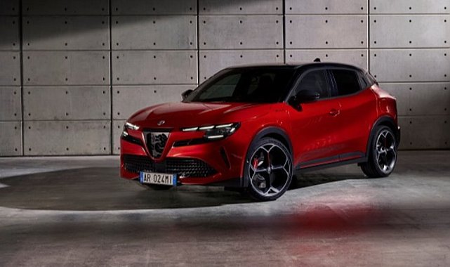Alfa Romeo, MILANO'nun dünya prömiyerini gerçekleştirdi