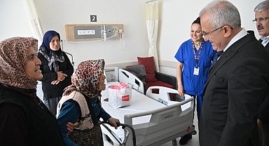 Antalya Kumluca'da bayram ziyaretleri