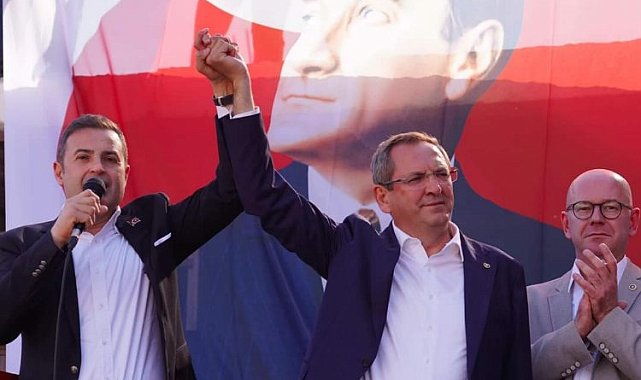 Ayvalık'ta Balıkesir'i karşılama 'Akın'ı!