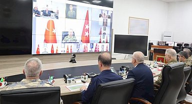 Bakan Güler komutanlara seslendi: Terörü bitireceğiz