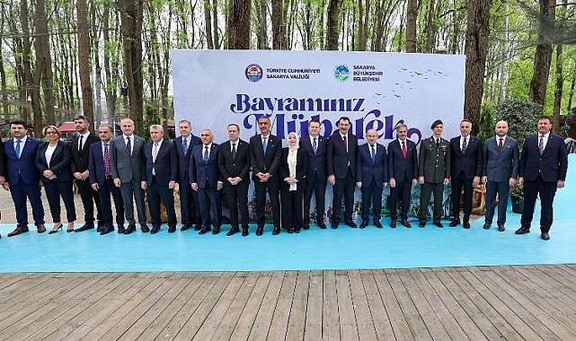 Başkan Alemdar, şehirle bayramlaştı