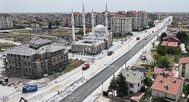 Başkan Altay: "Küçük Aymanas Caddesi'nde sıcak asfalt çalışmasına başladık"