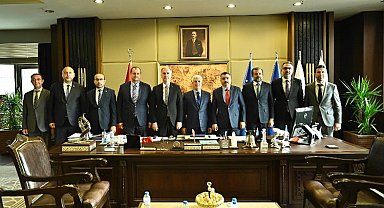 Başkan Bozbey, AK Partili Belediye başkanlarını ağırladı