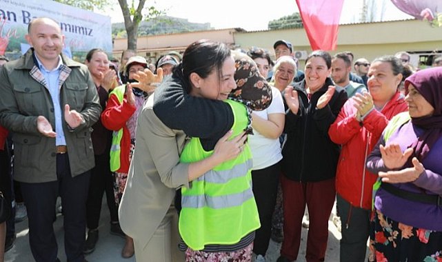 Başkan Sengel emekçilerle bayramlaştı