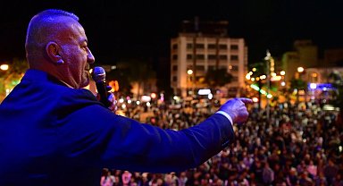 Bursa Karacabey'de Başkan Karabatı göreve başladı