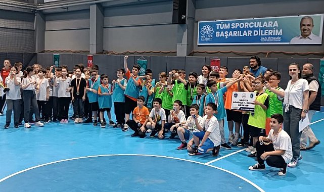 Bursa Nilüfer'de sportif başarılar ödülle taçlandırıldı