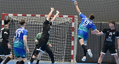 Bursa Nilüferli hentbolcular farklı kazandı