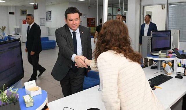 Bursa Osmangazi'de Başkan Aydın mesaiye personeliyle başladı