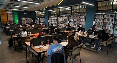 Çayırova'da gençler sınavlara burada hazırlanıyor