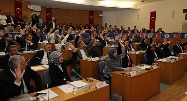 Düzce Belediye Meclisi'nde yeni dönem ilk toplantı