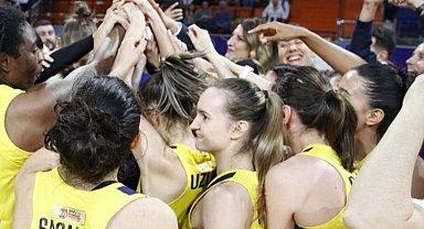 Fenerbahçe Alagöz Holding 4 kupalı sezonu değerlendirdi