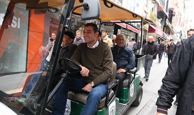 Giresun Belediye Başkanı golf aracıyla bayramlaştı!