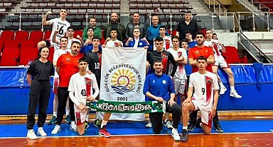 Gölcük Belediyespor finale yükseldi