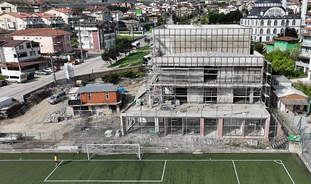 Hasan Doğan Gençlik Merkezi hızla yükseliyor
