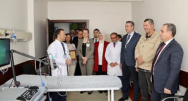 Hayırsever Vergi Ağıl, ERÜ Çocuk Nörolojisi Bilim Dalı'na EMG cihazı bağışladı