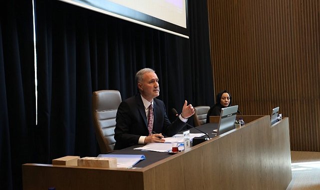 İnegöl Belediye Meclisi yeni üyelerle ilk toplantısını yaptı