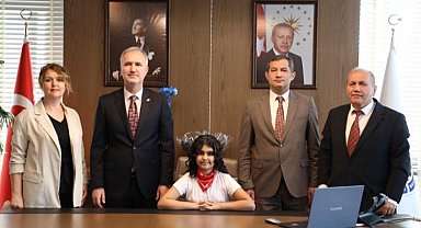 İnegöl Belediyesi'nde başkanlık makamı çocuklara verildi