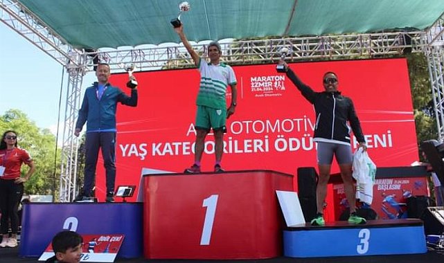 Işık ve Bayram'dan Maraton İzmir'de başarılı performans