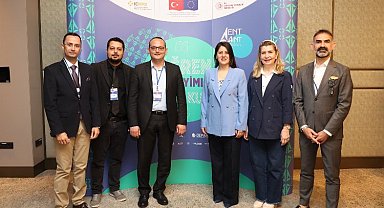 İzmir'in girişimcileri DEÜ'de buluştu