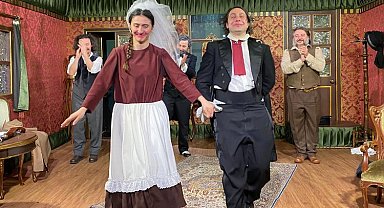 İzmit'te perde 'İzdivaç' ile açtı