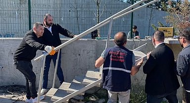 İzmit'te tartışmalık merdiven yeniden yapıldı