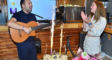 'Kaç Vesait'e Bursa'da renkli lansman