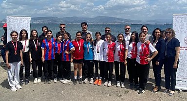 Karabağlar'da oryantiring yarışmasına büyük ilgi