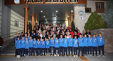 Kayseri Talas Sporcu Fabrikası göğsü kabartıyor