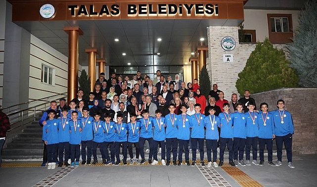Kayseri Talas Sporcu Fabrikası göğsü kabartıyor